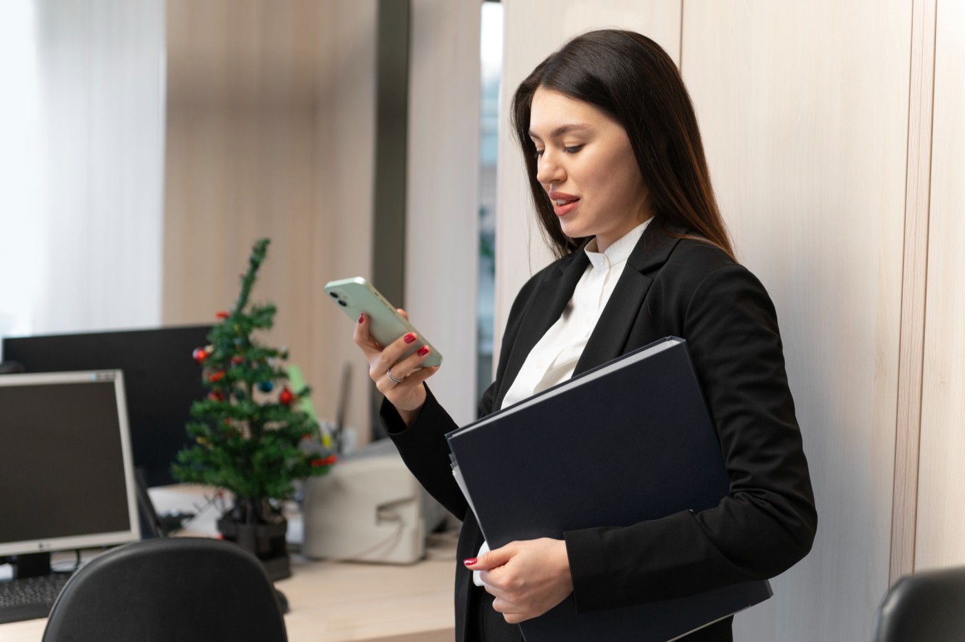 How Reporting Entities Should Use a KYC Identifier in Customer Onboarding